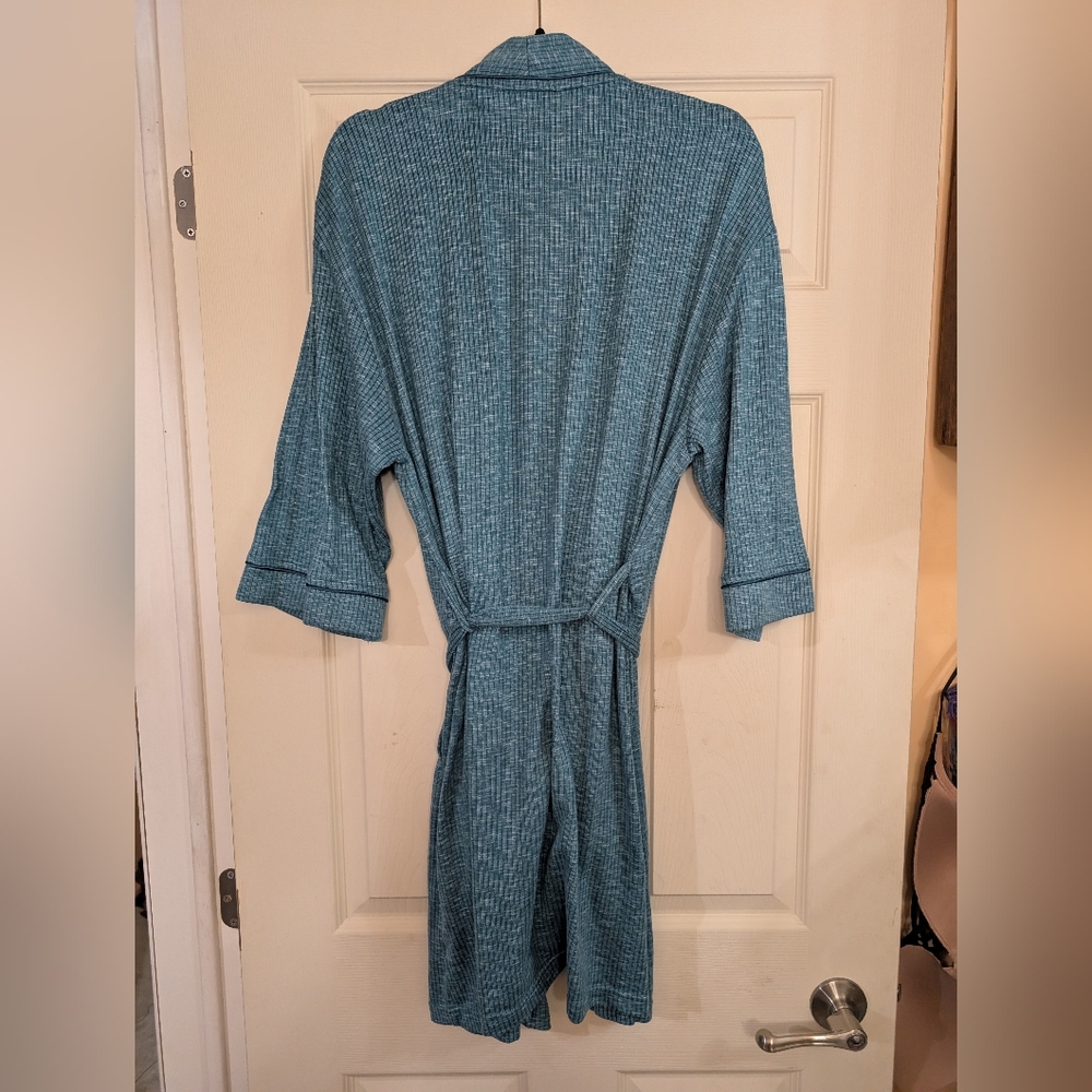 Green Robe L/XL (I04) - Picture 5 of 12